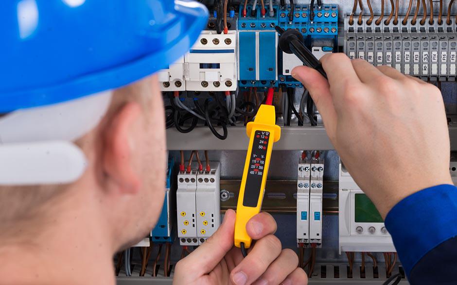 électricien de maintenance Bois-le-Roi